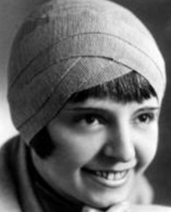 Viña Delmar a.k.a. Alvina Louise Croter (1903 - 1990)